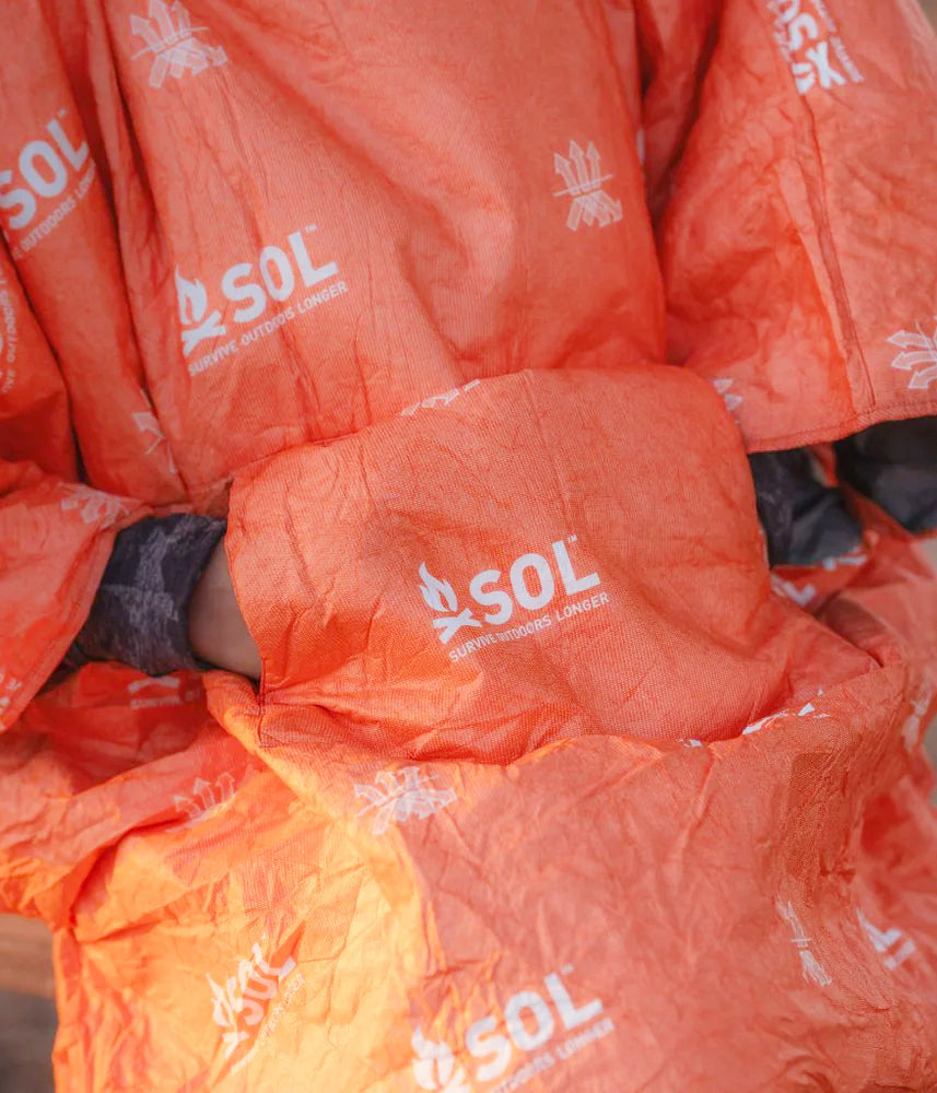 SOL inslated poncho / SOL エスケープインスレーテッドポンチョ