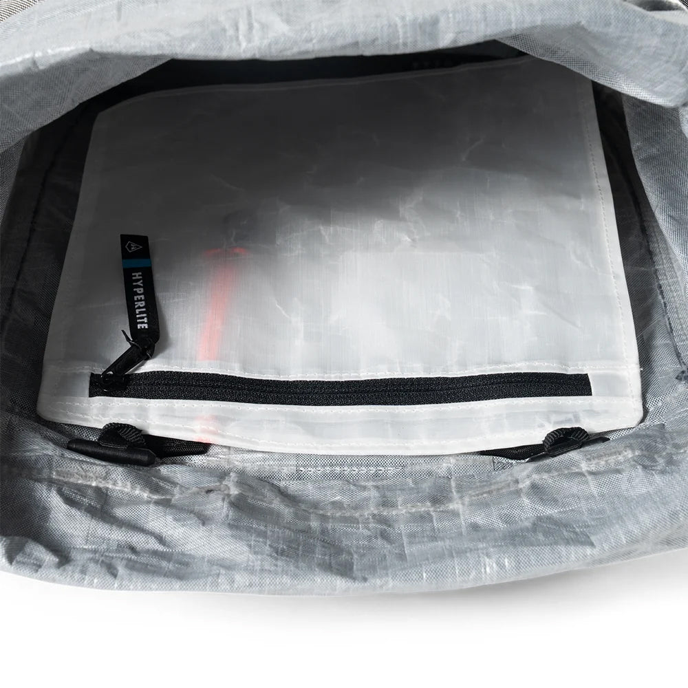※Inside Pack Pocketは別売のオプションパーツです。
