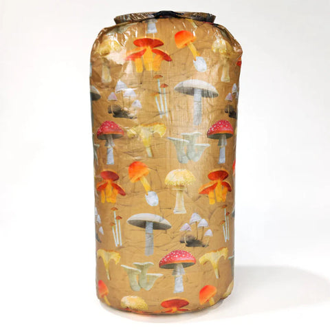 HIGH TAIL DESIGNS × Ash Ryan / Roll-Top Stuff Sack HIGH TAIL DESIGNS × Ash Ryan / Roll-Top Stuff Sack