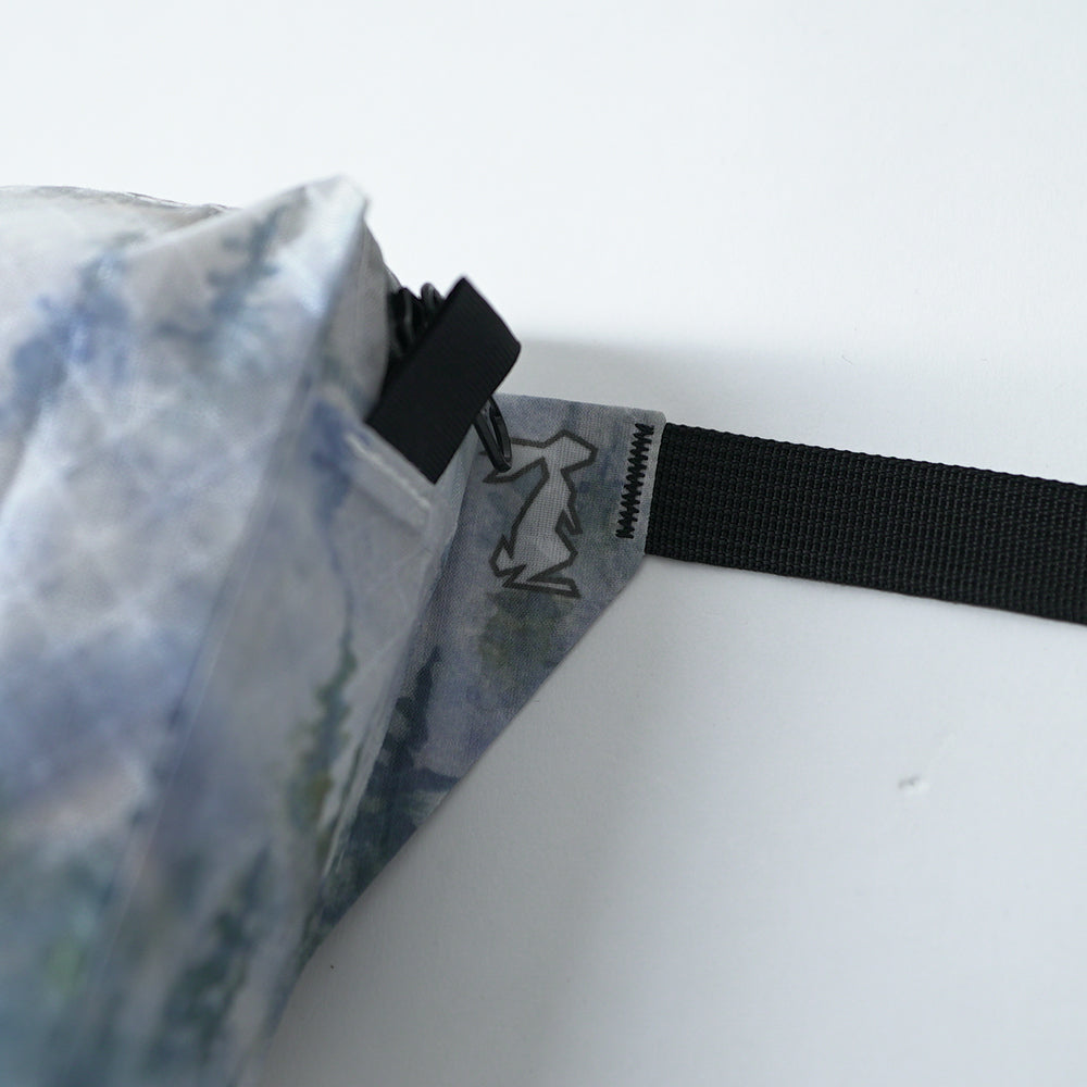 HIGH TAIL DESIGNS × Hannah Beimborn / Watercolor Series The Ultralight Fanny Pack  TX95