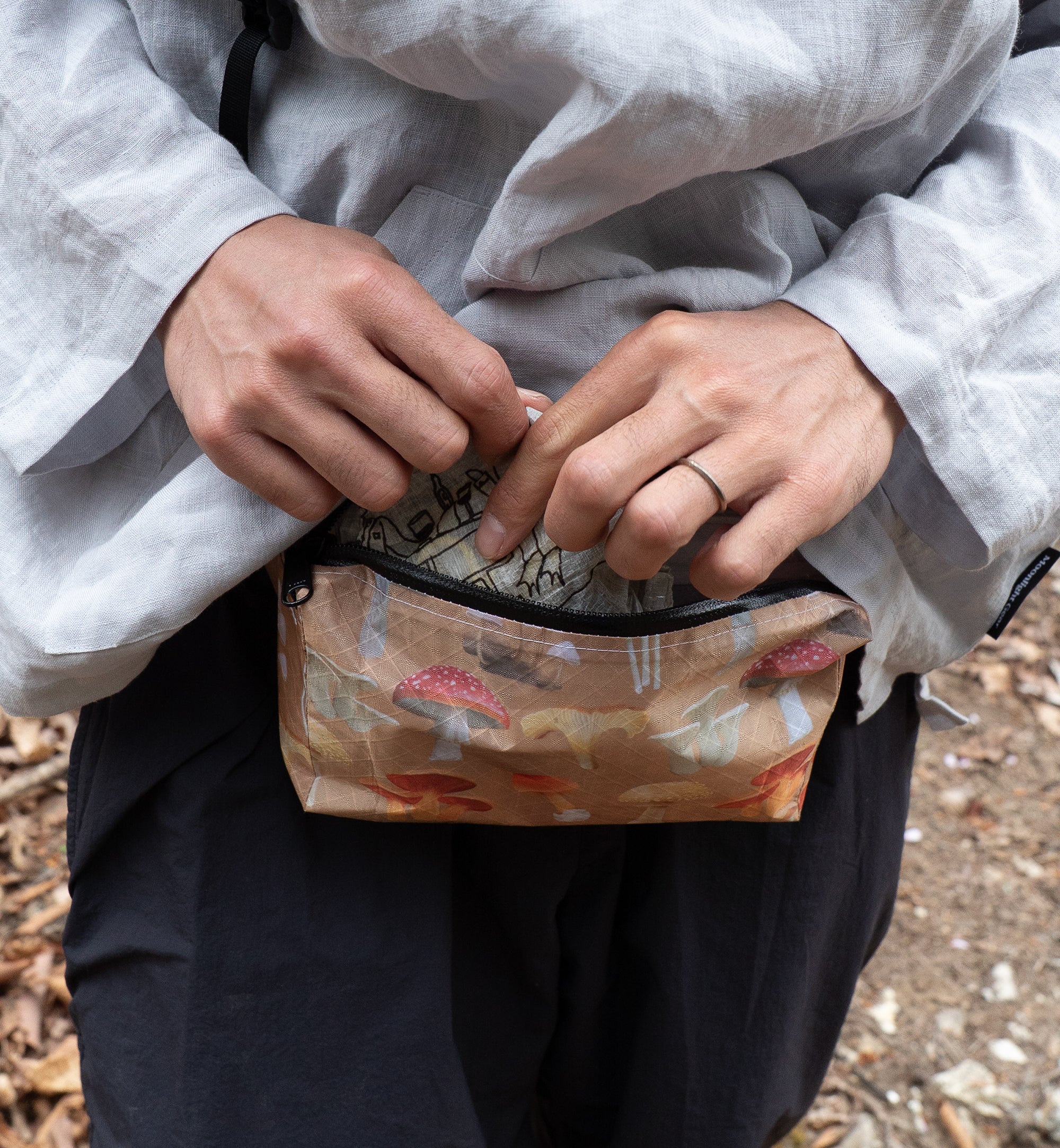 HIGH TAIL DESIGNS × Ash Ryan / The Ultralight Fanny Pack TX95