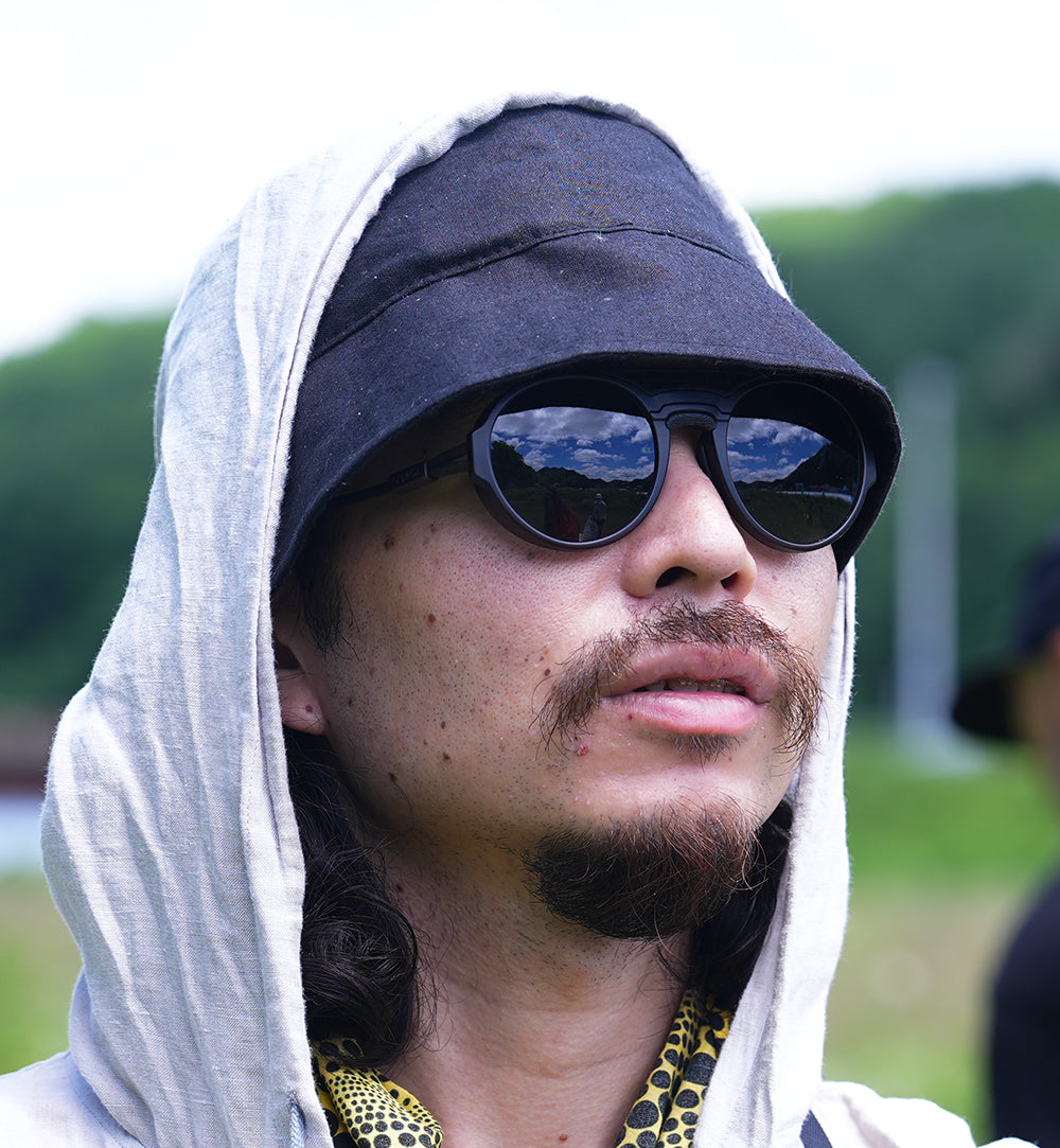 OMBRAZ VIALE Armless Sunglasses / オンブラズ ヴィアーレ アームレスサングラス