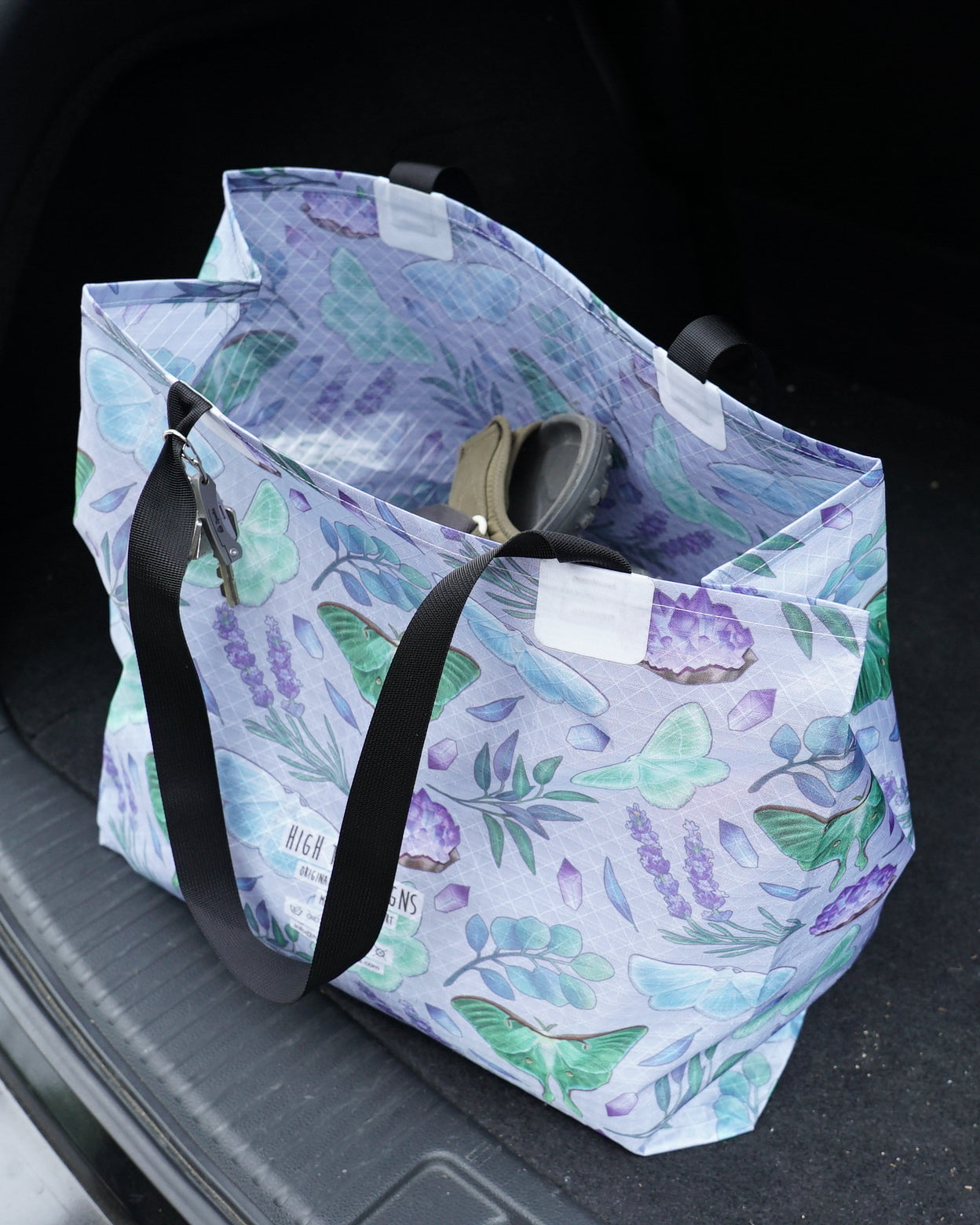 HIGH TAIL DESIGNS  / Tote Bag
