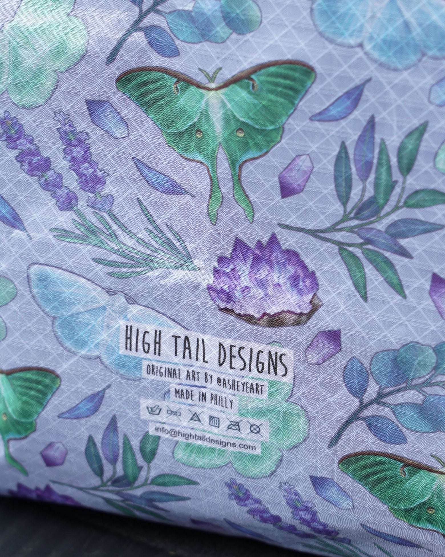 HIGH TAIL DESIGNS  / Tote Bag