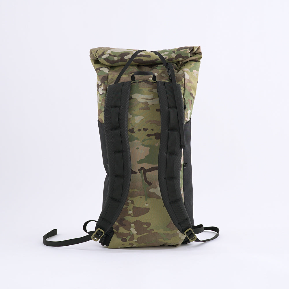 Mountain Laurel Designs  /  HELL 27L Multi camo