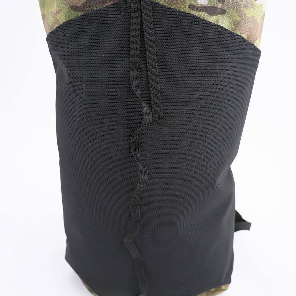 Mountain Laurel Designs  /  HELL 27L Multi camo