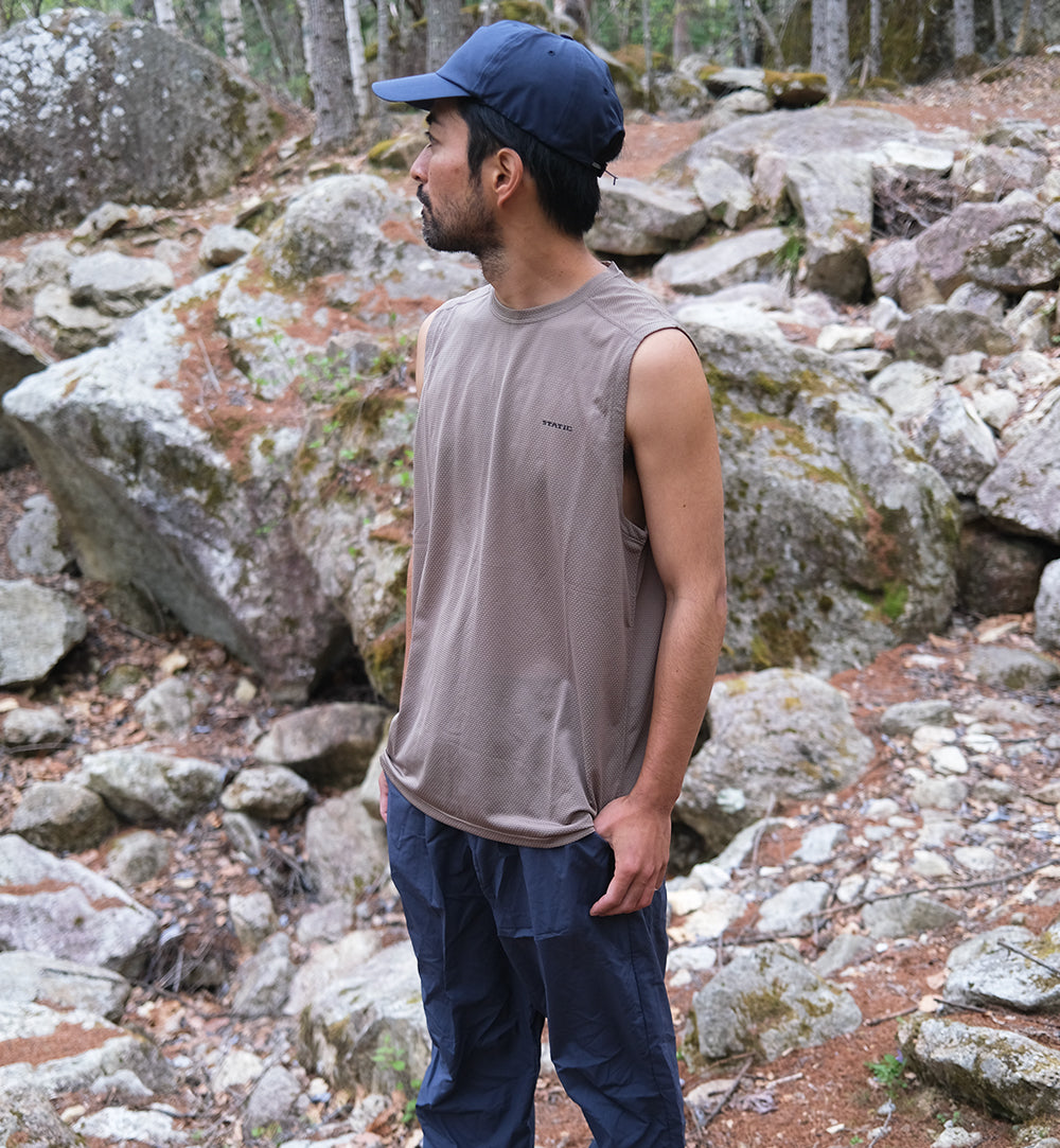 STATIC HIVE SLEEVELESS SHIRTS / スタティック ハイブスリーブレスシャツ