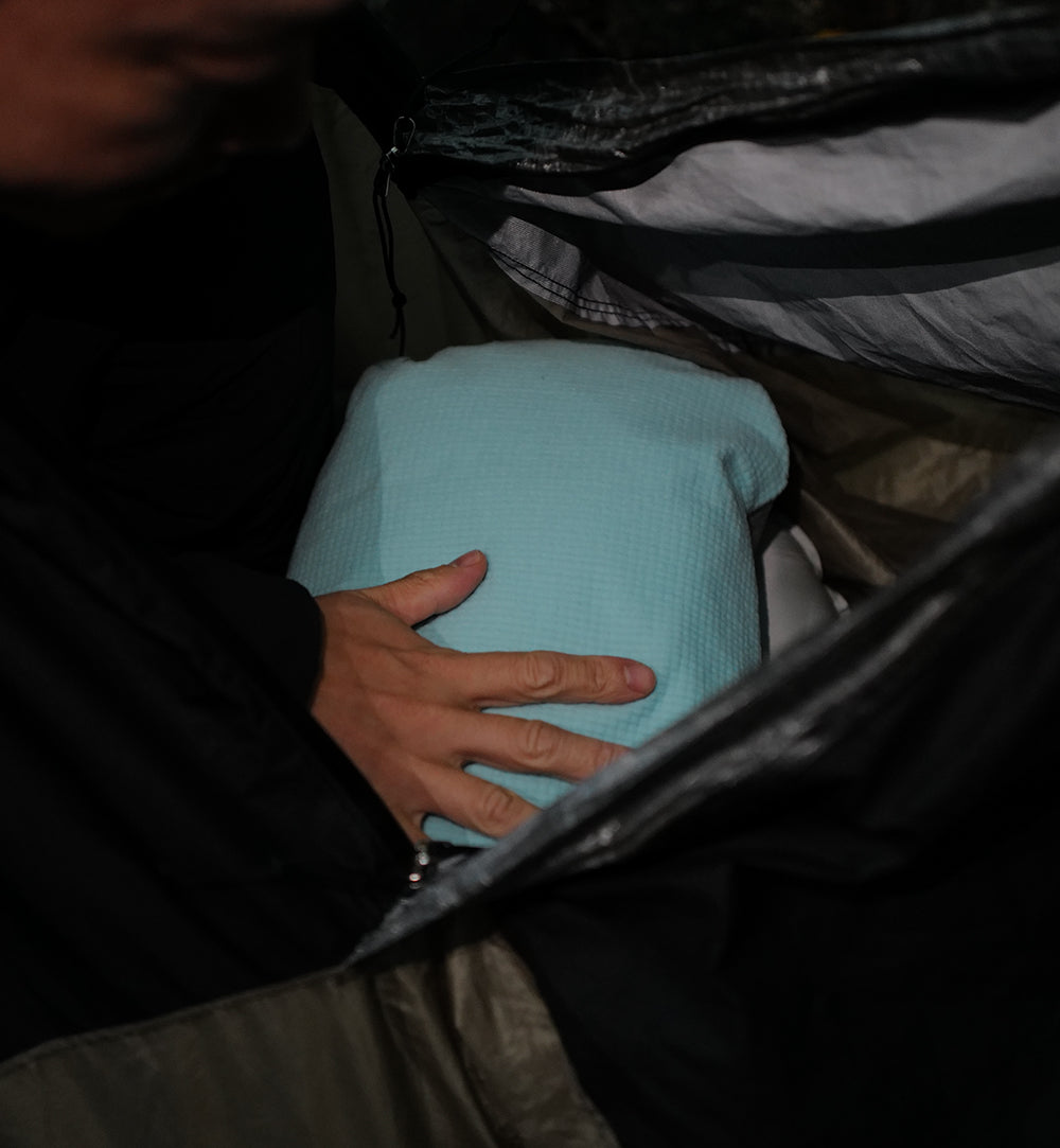 HIGH TAIL DESIGNS / Ultralight Stuff Sack Pillow