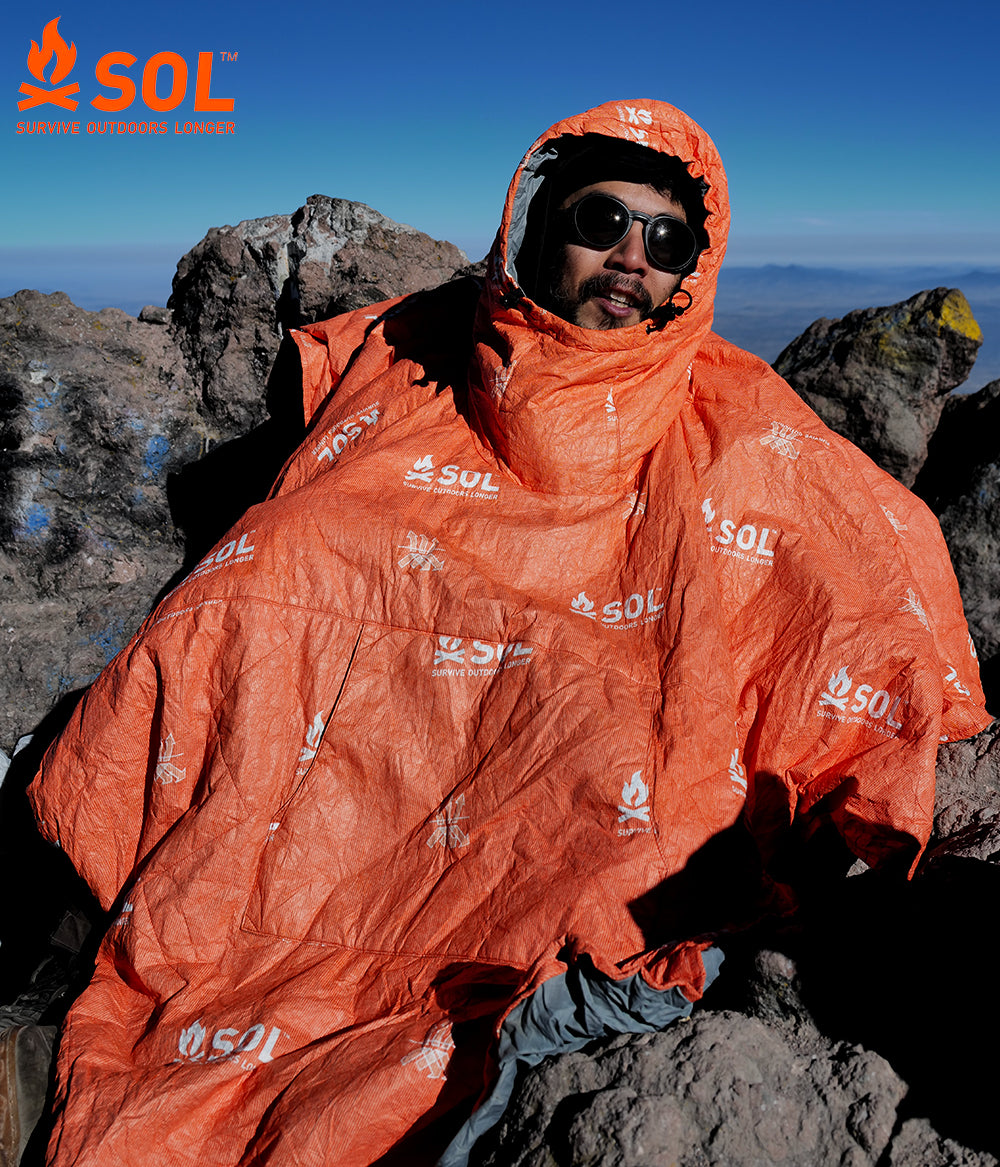 SOL inslated poncho / SOL エスケープインスレーテッドポンチョ