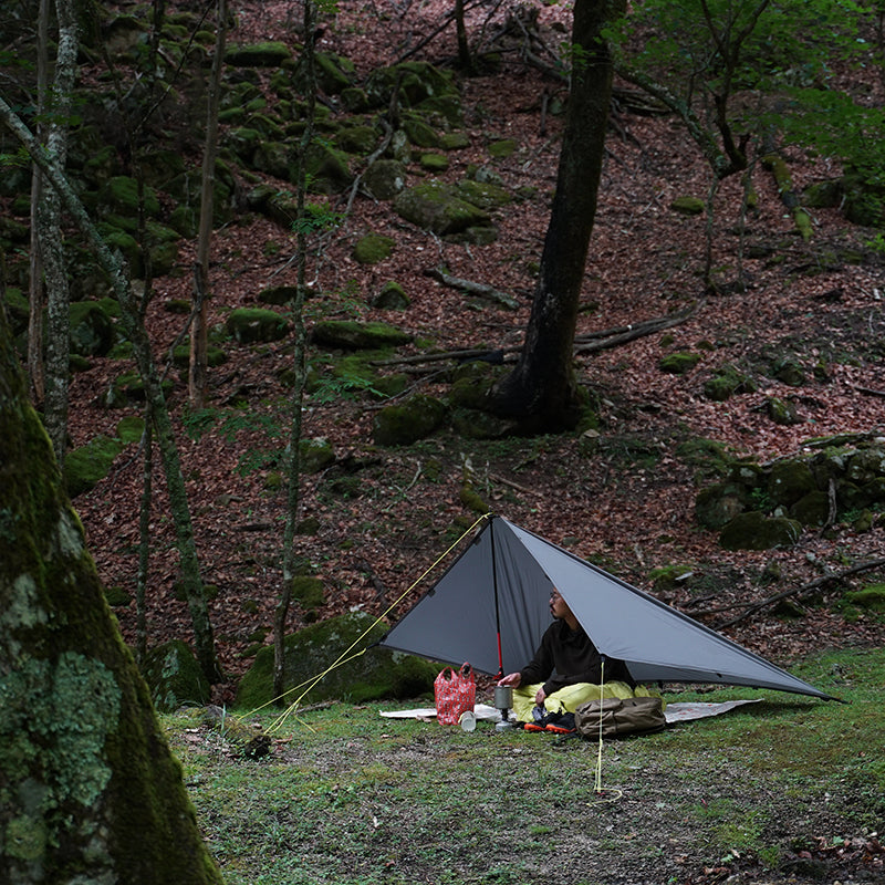 ご購入EQUINOX / Ultralite Poncho Shelter Gray 登山ウェア・アウトドアウェア