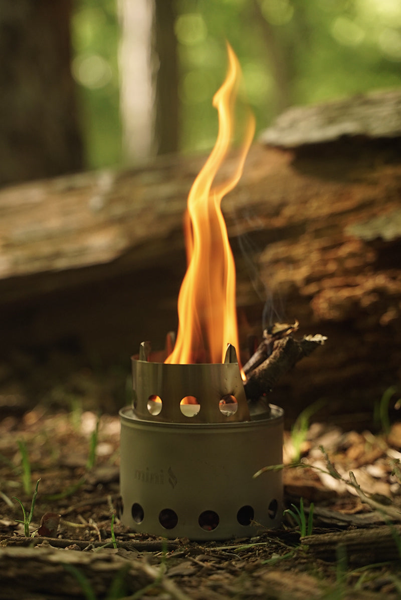 Bushbuddy / Mini Camp Stove & Mini Pot Set